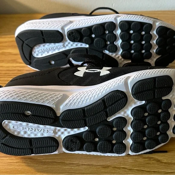 Under Armour Charged Assert 8M 3026175-001 Black Shoes Sneakers Running - Picture 5 of 5